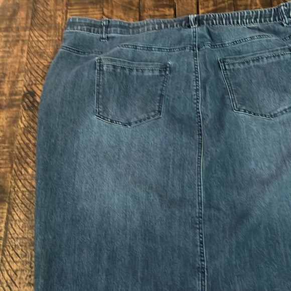 Catherine’s 26/28 Denim long skirt - Picture 9 of 14